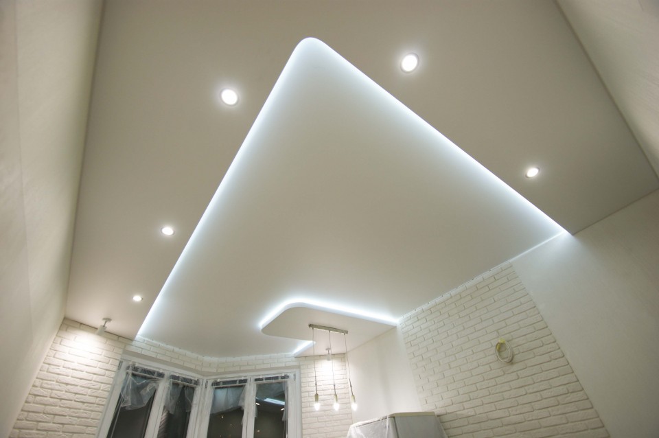 Заказать парящие натяжные потолки в г. Одинцово